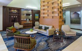 Fairfield Inn And Suites by Marriott Orlando Lake Buena Vista