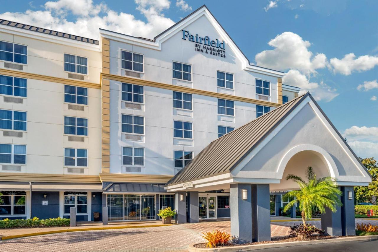Fairfield Inn & Suites By Marriott Orlando Lake Buena Vista Exterior photo