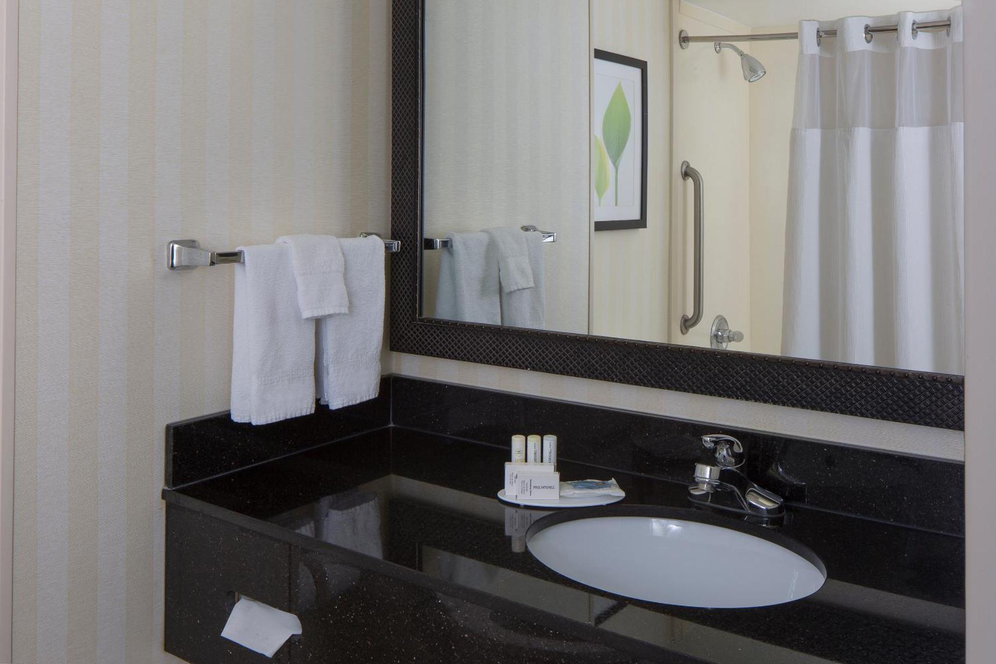 Fairfield Inn & Suites By Marriott Orlando Lake Buena Vista Exterior photo