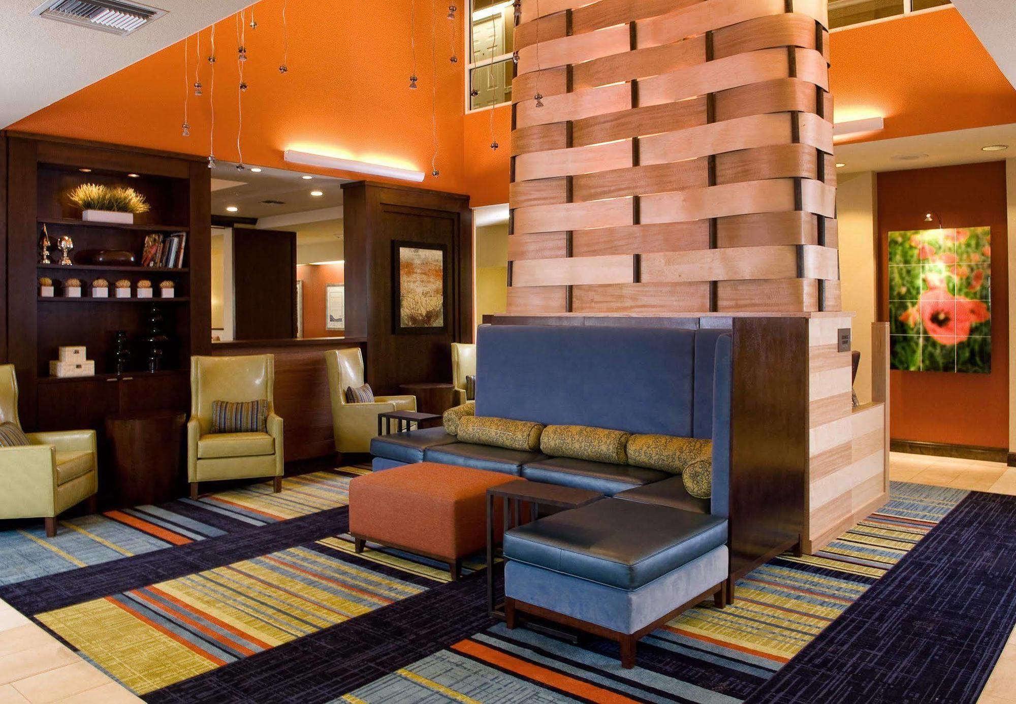 Fairfield Inn & Suites By Marriott Orlando Lake Buena Vista Exterior photo