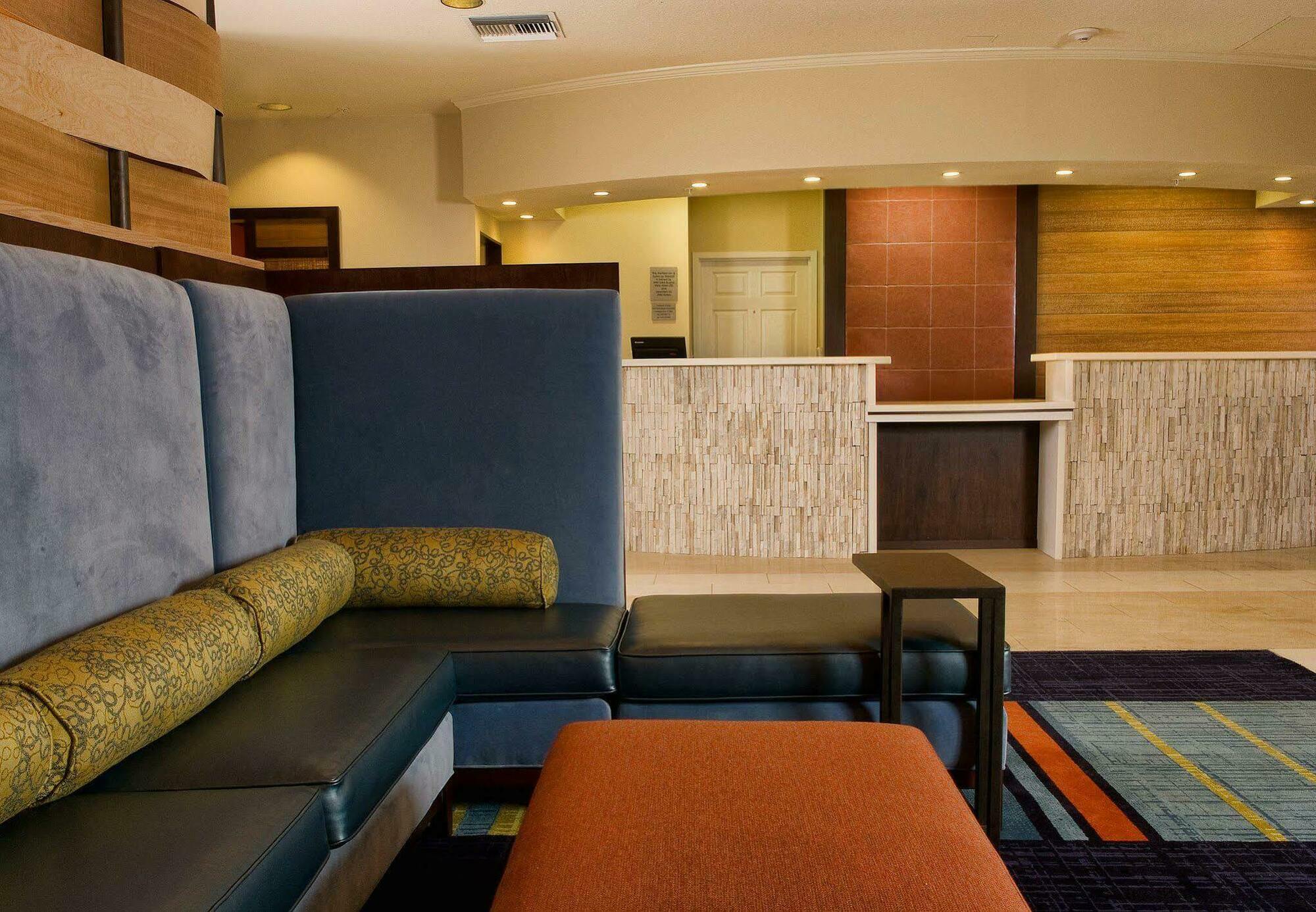 Fairfield Inn & Suites By Marriott Orlando Lake Buena Vista Exterior photo