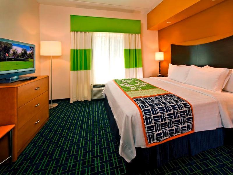 Fairfield Inn & Suites By Marriott Orlando Lake Buena Vista Exterior photo